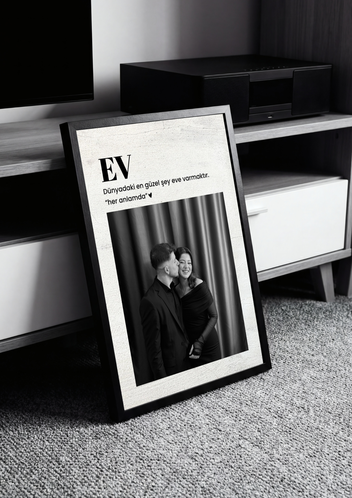 Kalbin Durakladığı Yer: Ev. Poster Tasarımı